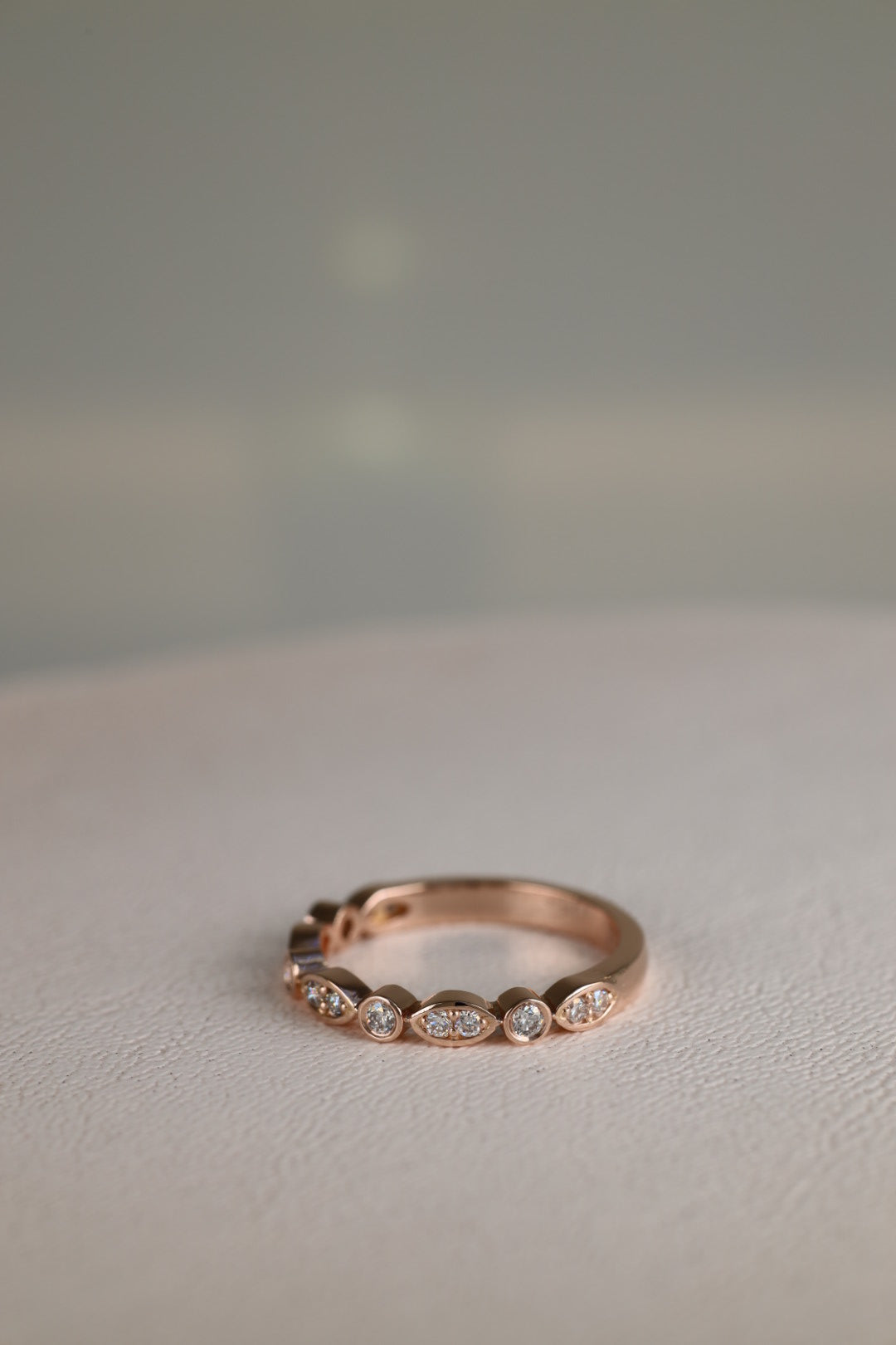 Rose gold art deco round brilliant diamond ring