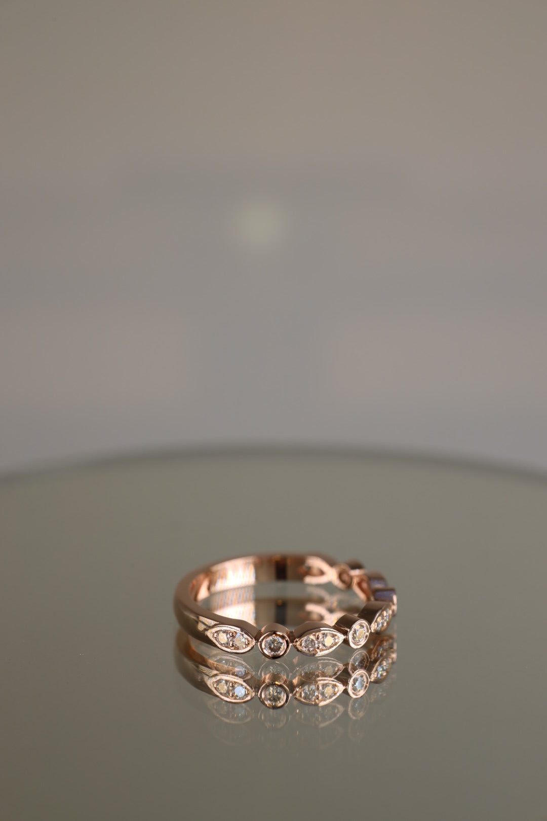 Rose gold art deco round brilliant diamond ring