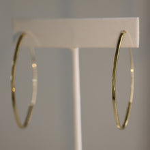 Crescent Carrée Hoops